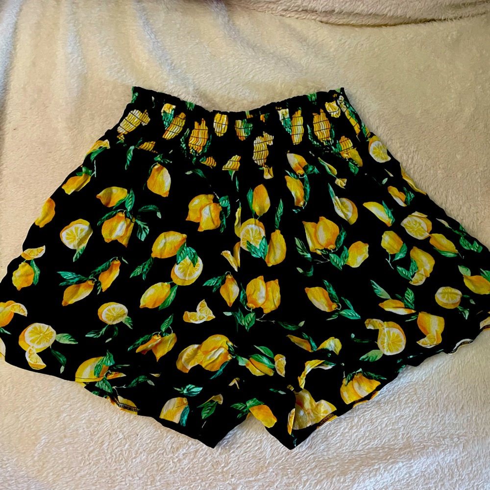 Victoria’s Secret Pink lemon shorts